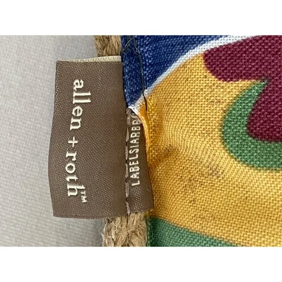 Parrot Bird Indoor/Outdoor Throw Pillows Square Rope Edge Allen + Roth Set 2 - Picture 4 of 9